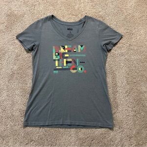Women’s REI Shirt Size Small